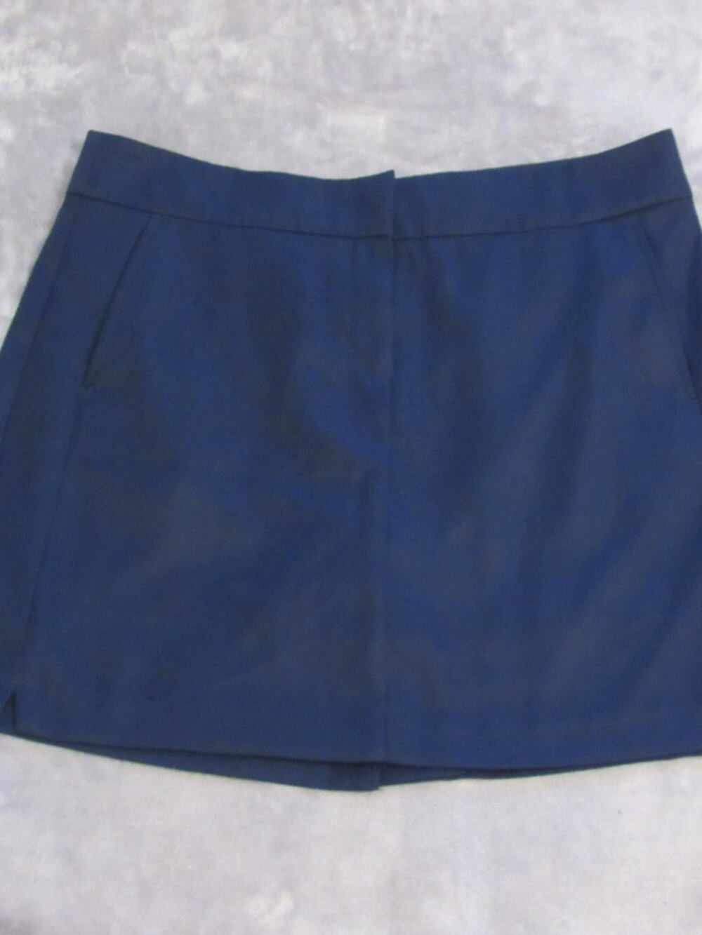 Izod Golf Skort Size 10 Navy